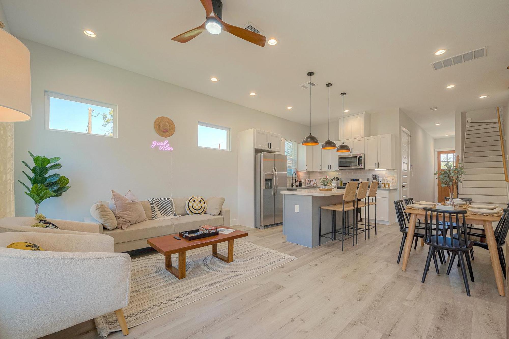 Modern Home Near Downtown With Fast Wifi, Bbq, Games & Ev Equipped! 休斯敦 外观 照片
