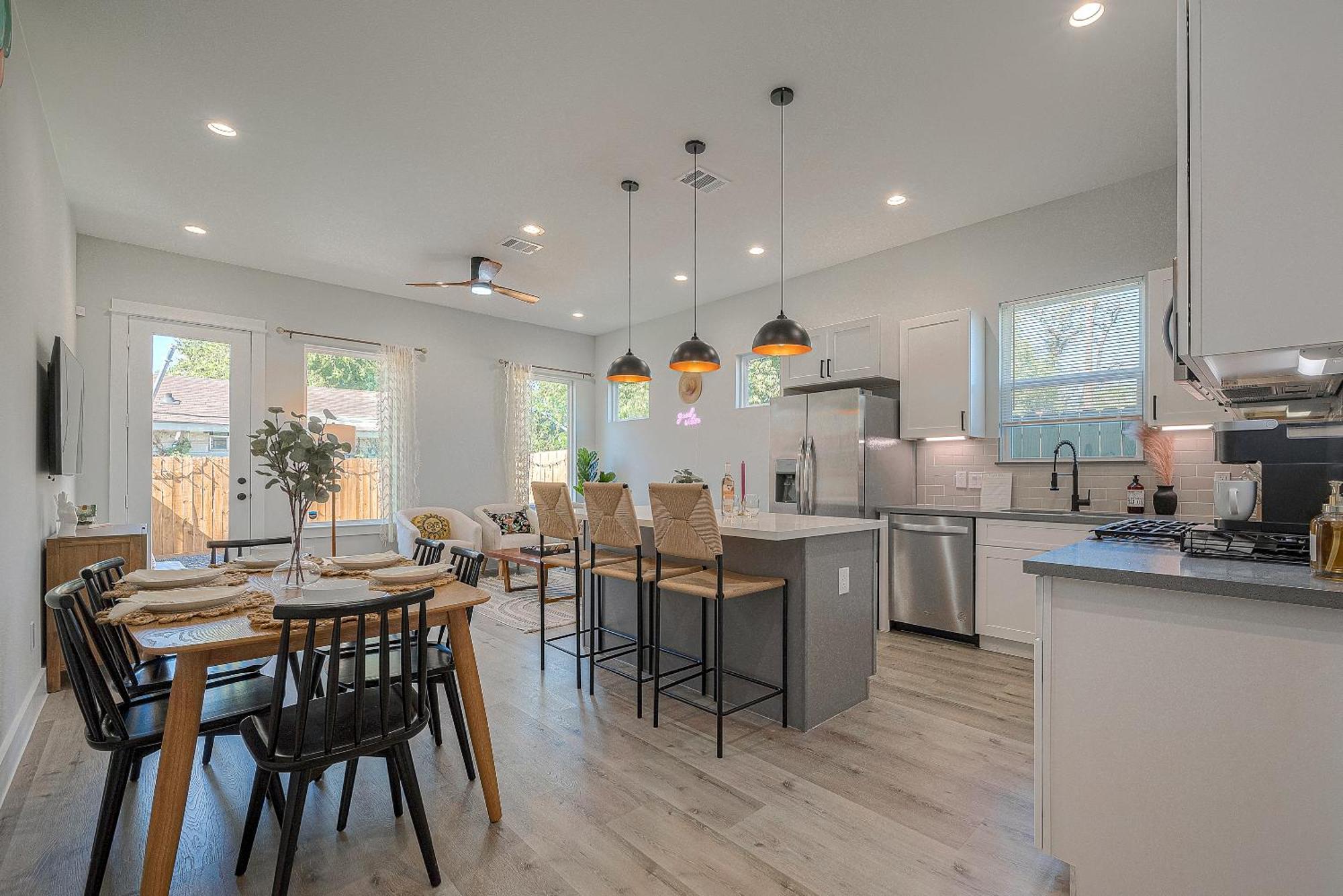 Modern Home Near Downtown With Fast Wifi, Bbq, Games & Ev Equipped! 休斯敦 外观 照片